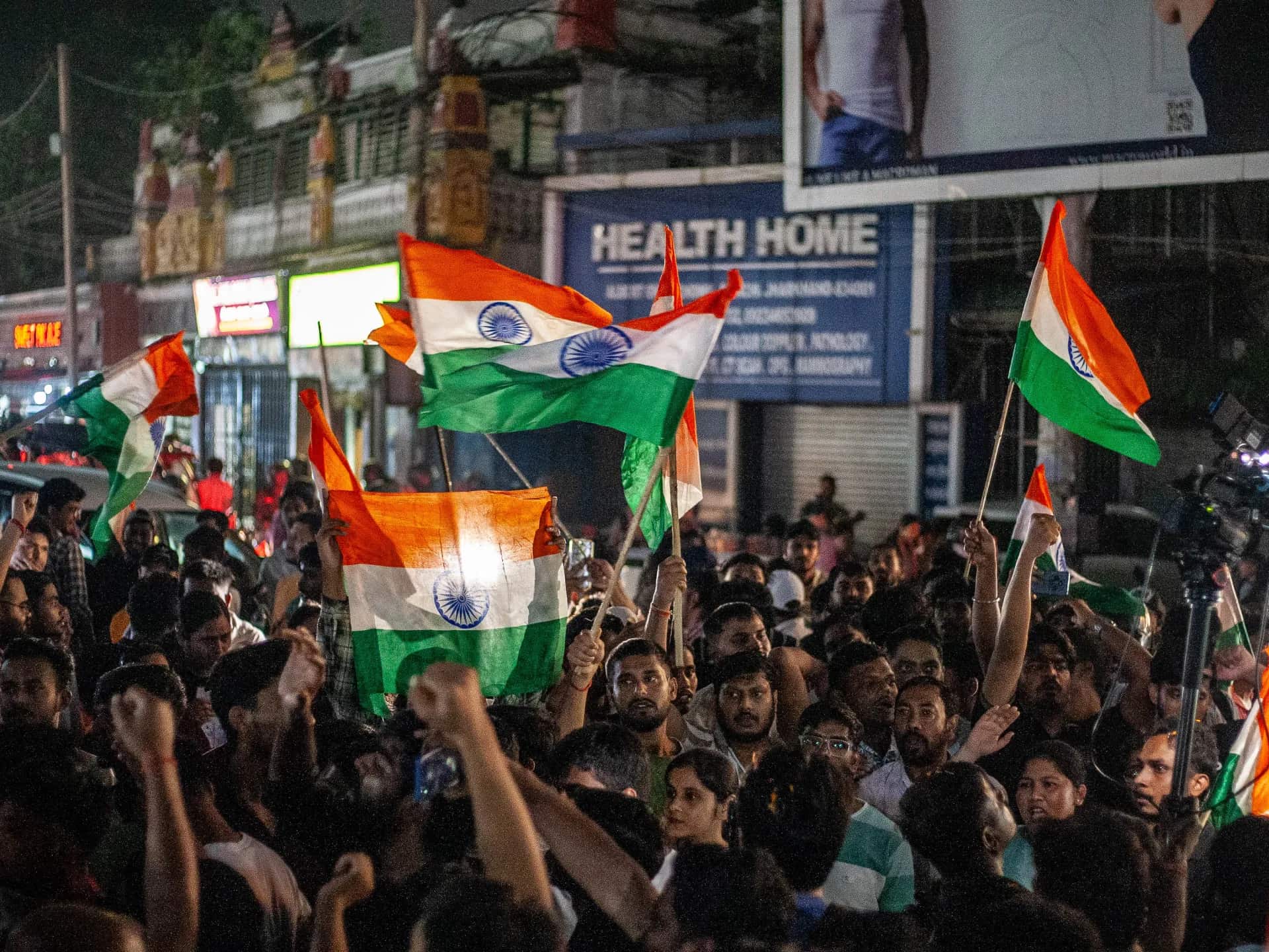 Betogings in Jharkhand, Indië, oor beweerde eksamenonreëlmatighede